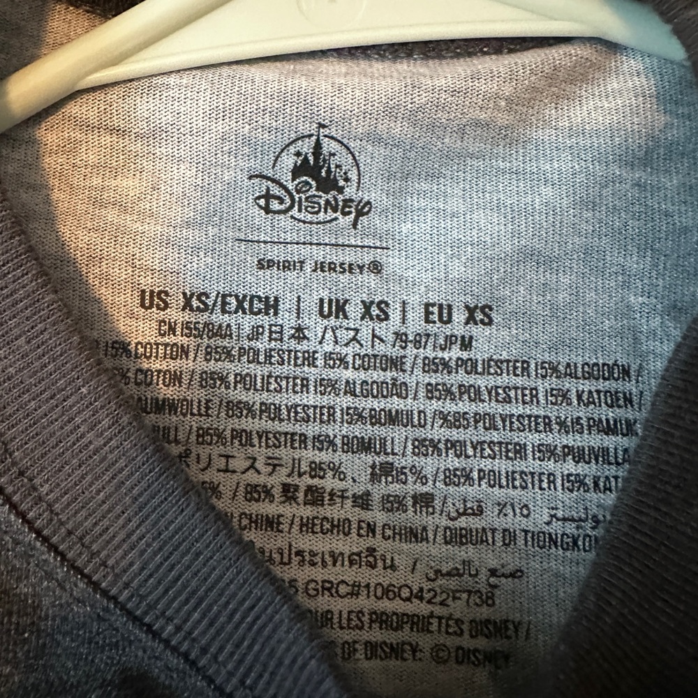Disney Black Villains Graphic spirit jersey up to no good XS - Picture 6 of 6